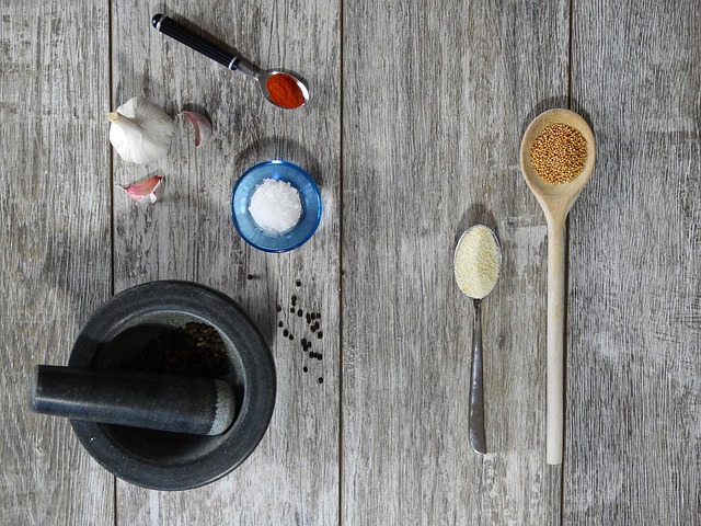 Czym się różni gorczyca żółta od białej? Czym się różni gorczyca żółta od białej?