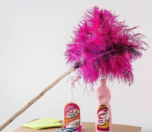 Jak używać miotełki Swiffer?