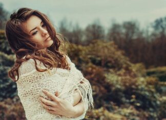 Jak zmiękczyć włosie szczotki do włosów?